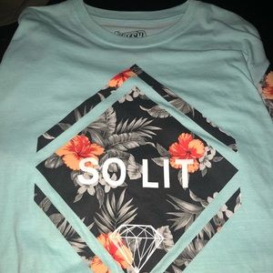 I am selling a diamond t-shirt